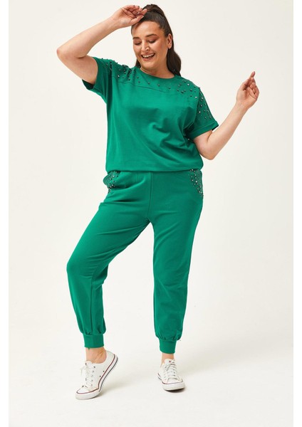 Kadın Büyük Beden Taş Ve Boncuk Detaylı Kısa Kollu Yazlık Yeşil Eşofman Takımı modelleri