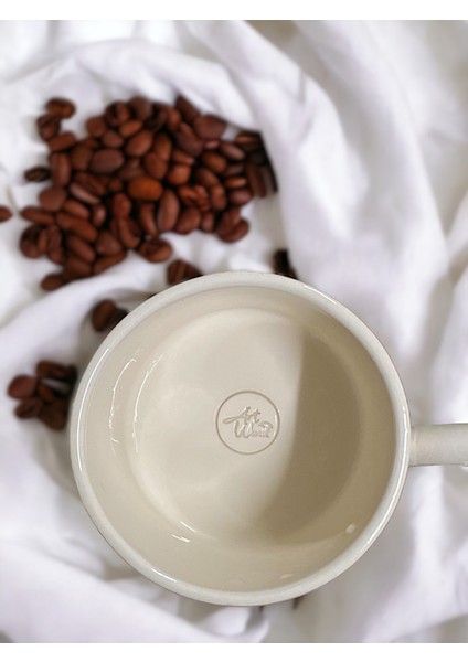 El Yapımı Seramik Mug Modern Sarı Puantiye