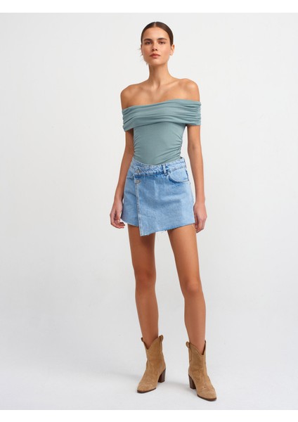 30902 Omuzları Açık Büzgülü Top-Yeşil fırsatları