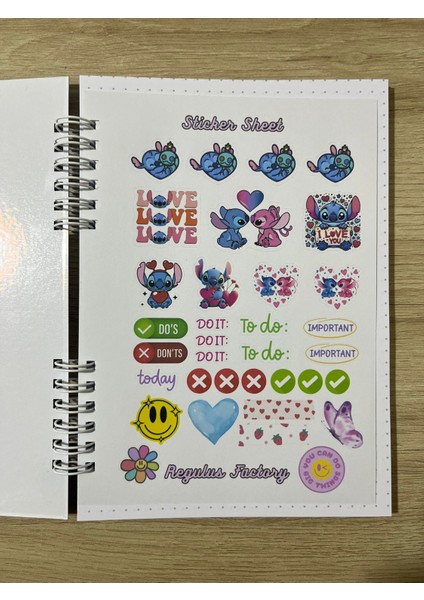 Stitch Karakterli A5 Boyutunda Defter 50 Sayfa, 1 Sayfa Bonus Mat Sticker