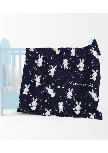 Bebeklere Özel Çantasında Kişiye Özel Battaniye ve Önlük Bebek Hediye Seti 110083 fiyatları