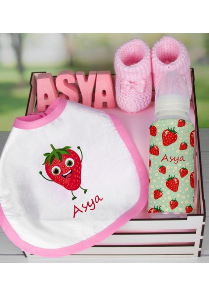 Ahşap Sandıkta Kişiye Özel Önlük Biberon Taş Isimlik ve Patik Bebek Hediye Seti 109537