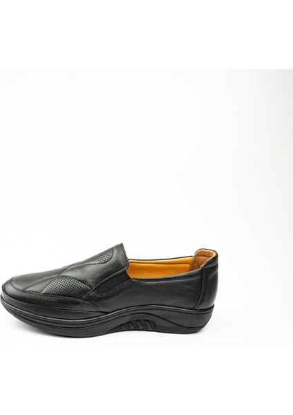 42746 Siyah Deri Kadın Günlük Ayakkabı modelleri