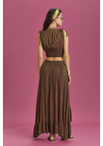 Derin V Yaka Dekolte Desenli Yazlık Bluz indirimleri