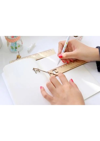 Mor Tarzı Yenı Sevimli Içi Boş Ahşap Düz Cetvel Yer Imleri Çizim Şablonu Çocuk Okul Hediye Ofis Okul Tedarikçisi Kore Papelaria (Yurt Dışından) modelleri