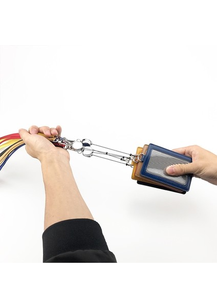 No.26 Tarzı Ofis Okulu Iş Sergi Malzemeleri Için Asılı Halat Banka Kimlik Kartı Sahibi ile Geri Çekilebilir Kordon Rozetleri Tutucu (Yurt Dışından) modelleri