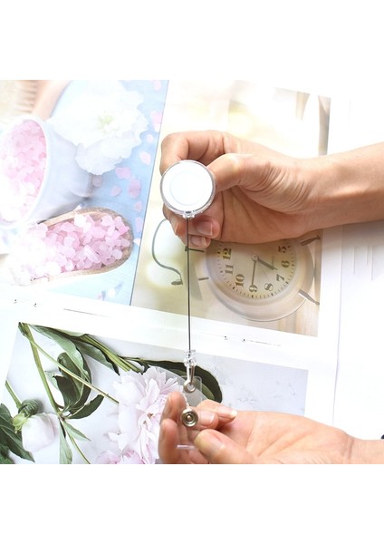 No.14 Tarzı 2022 Yeni Desigece Yüksek Li Silikon Geri Çekilebilir Hastane Hemşire Rozeti Tutucu Makara Sevimli Karikatür Kımlık Kartı Tutucu Anahtarlıklar (Yurt Dışından) fırsatları