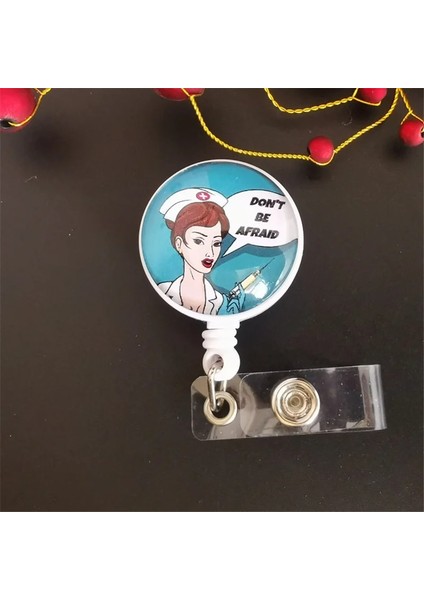 No.3 Tarzı 2021 Yeni Varış 1 Parça En Li Geri Çekilebilir Hemşire Rozet Tutucu Makara Doktor Adı Kımlık Kartı Tutucu Sergi Çalışma Kartı Tutucu (Yurt Dışından)