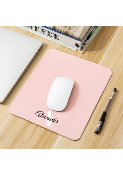 TASARIM-SBKS000021 Tarzı 2023 Yeni Kişiselleştirilmiş Baş Harfleri Adı Su Geçirmez Sümen Mouse Pad Masaüstü Deri Koruyucu Ofis ve Ev Için Özel Logo Metni (Yurt Dışından) fırsatları