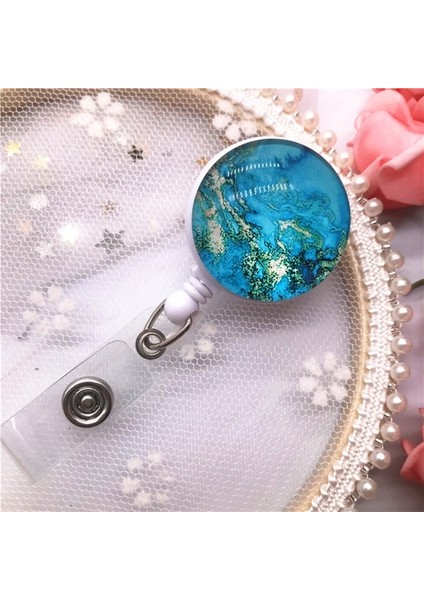 No.6 Tarzı Sanat Yağlıboya Mini Geri Çekilebilir Rozet Moda Hemşire Boyunluklar Kımlık Adı Kartı Rozet Tutucu Klip Öğrenci Doktorlar Rozet Tutucu (Yurt Dışından)