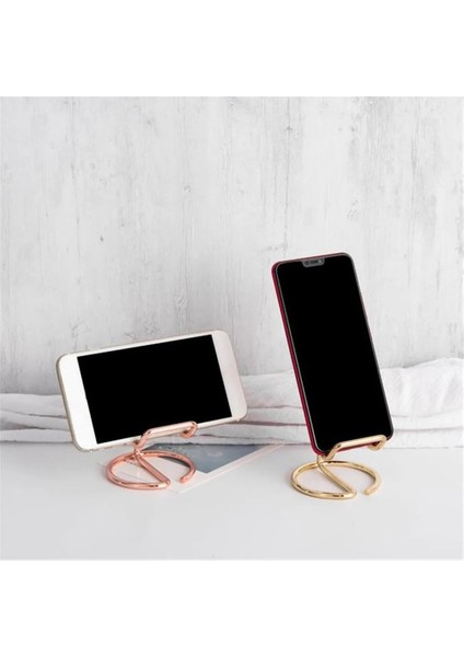 A-Altın Tarzı Metal Telefon Tutucu Tablet Için Masa Üstü Organiser Altın Gül Altın Içi Boş Braket Ferforje Telefon Standı Okul Ofis Malzemeleri (Yurt Dışından) modelleri