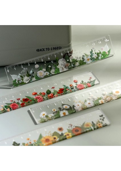 Bir Stil 15 cm Papatya Gül Cetvel Çok Fonksiyonlu Diy Çizim Araçları Öğrenci Çiçek Cetveller Çift Görevli Okul Ofis Malzemeleri Escolar (Yurt Dışından) fiyatları