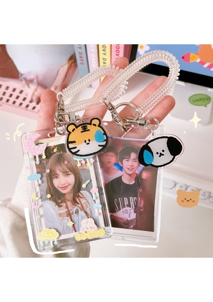 Koala Tarzı Kpop Fotocard Tutucu Kaçak Çocuklar Estetik Dekore Edilmiş Kart Tutucu Ins Albümü Akrilik Kawaii Fotocardlar Kızlar Için Kpop Kırtasiye (Yurt Dışından) fiyatları