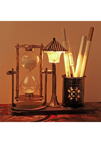 Bir Stil Masa Kalemlik Yaratıcı Retro Kum Saati Sokak Lambası Çok Fonksiyonlu Masa Kırtasiye Depolama Organizatör Veya Dekoratif Süsler (Yurt Dışından) fiyatları