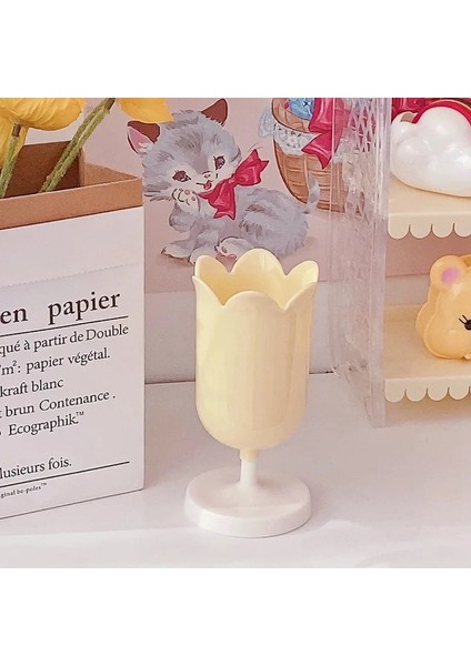 Sarı Stil Ins Yaprakları Kız Kalp Kalem Tutucu Makyaj Fırçası Depolama Kovası Vintage Çiçekler Fotoğraf Sahne Makyaj Tutucusu Ofis Masası (Yurt Dışından)