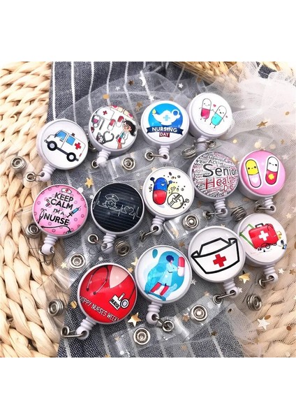 No.3 Tarzı Yeni Tasarım Geri Çekilebilir Hemşire Rozeti Makara Klip Sevimli Karikatür Eczacı Kalp Stetoskop Doktor Öğrenci Ic Kımlık Kartı Rozet Tutucu (Yurt Dışından) fiyatları