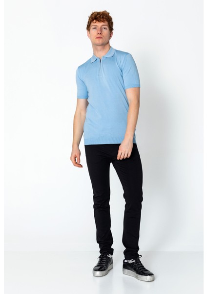 Erkek Fit Extra Rahat Polo Yaka Yarım Fermuarlı Sade T-Shirt