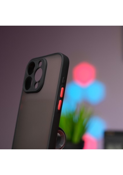 Lux Apple iPhone 15 Pro Siyah Uzun Ömürlü Yumuşak Silikon Kılıf