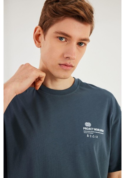Leo Erkek Oversize T-Shirt fırsatları