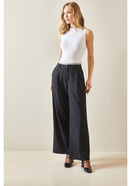 Siyah Pile Detaylı Bol Paça Pantolon 5YXK5-48244-02 indirimleri