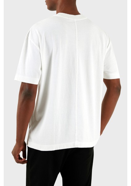 Pamuklu Oversize Bisiklet Yaka T Shirt J30J325427YAF Erkek T Shirt J30J325427 Yaf fiyatları