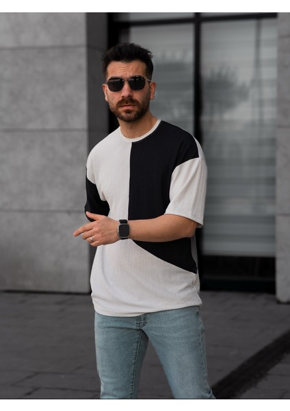 The Kaplan Parçalı Desen Unisex Bisiklet Yaka Oversize Bürümcük T-Shirt