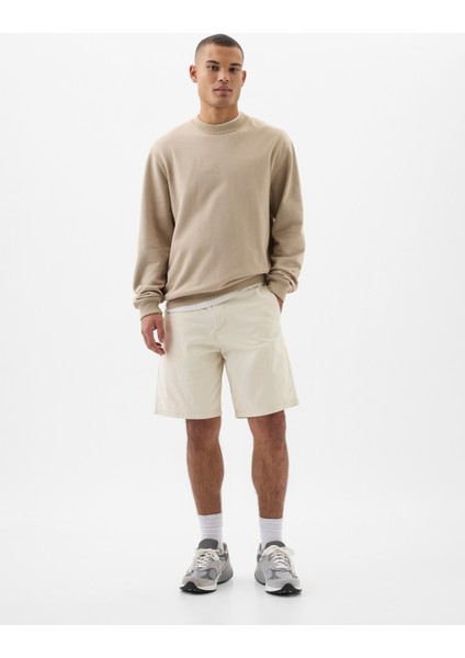 Erkek Kırık Beyaz 9'' Essential Khaki Şort
