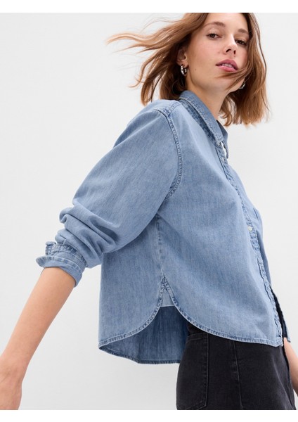 Kadın Açık Mavi Denim Crop Gömlek