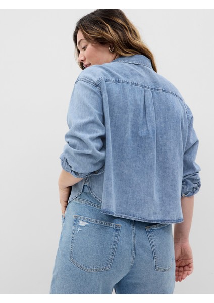 Kadın Açık Mavi Denim Crop Gömlek