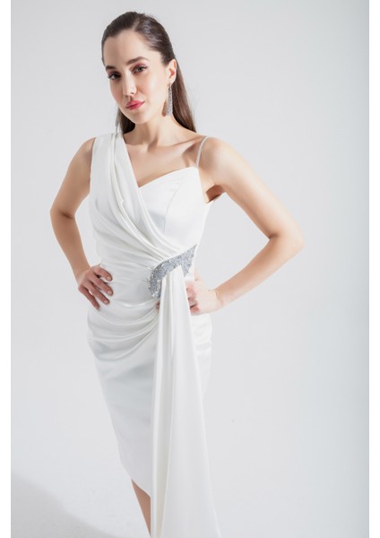 Kadın Beyaz Tek Omuzlu Taşlı Midi Abiye Elbise modelleri