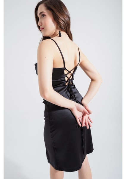 Kadın Siyah Mini Saten Abiye Elbise modelleri