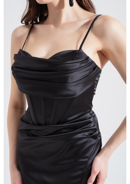 Kadın Siyah Mini Saten Abiye Elbise fırsatları