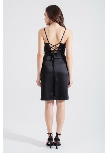 Kadın Siyah Mini Saten Abiye Elbise indirimleri