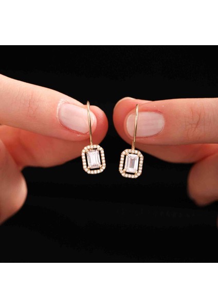 14 Ayar Sarı Altın Sallantılı Baget Küpe