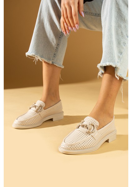 Metal Tokalı Rahat Kalıp Kadın Loafer 024-785-24