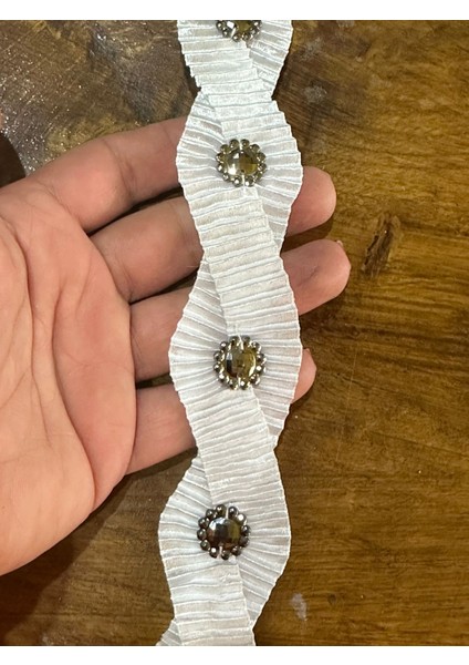 En 4 cm Boncuklu Saç Örme Beyaz Şerit Dikiş Giyim Aksesuarı 1 Metre