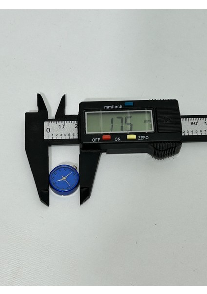 Tasarım Amaçlı Pilli Saat 17,5 mm Mavi