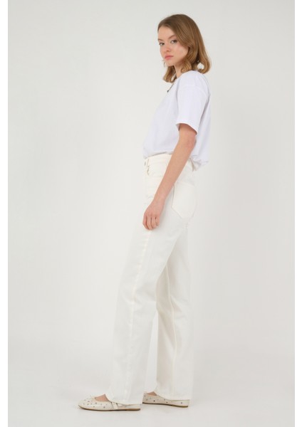Straight Fit Jean Ekru modelleri