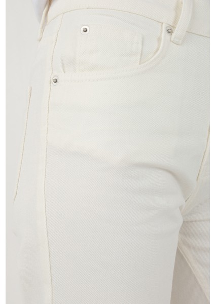 Straight Fit Jean Ekru indirimleri
