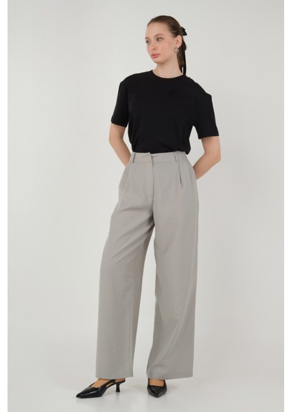 Geniş Paça Pileli Pantolon Açık Gri