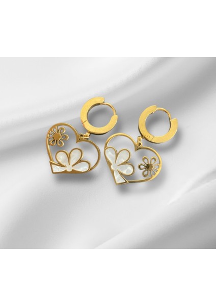 Çelik Sallantılı Kalp Küpe Gold Kadın