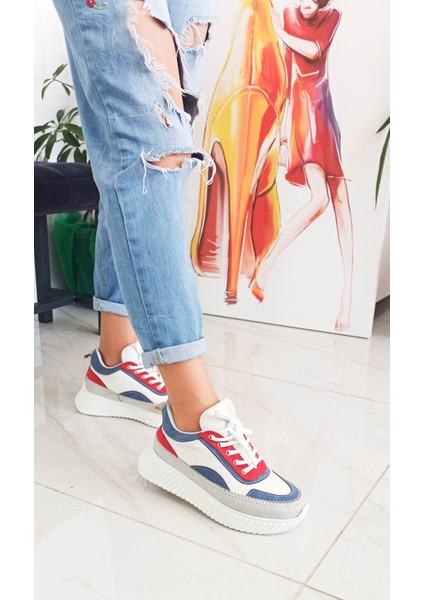 Çok Renkli Bağcıklı Düz Taban Kadın Sneaker