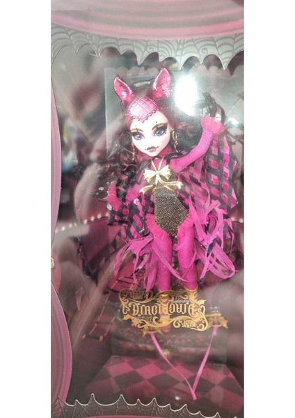 High Freak Du Chic Draculaura Figure