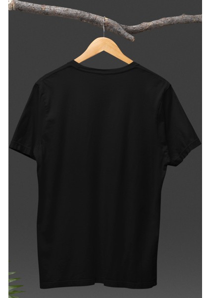 Sarı-Kırmızı Göz Detaylı Aslan Baskılı T-Shirt Unisex Şık Tasarımlı Aslan Baskılı T-Shirt fiyatları