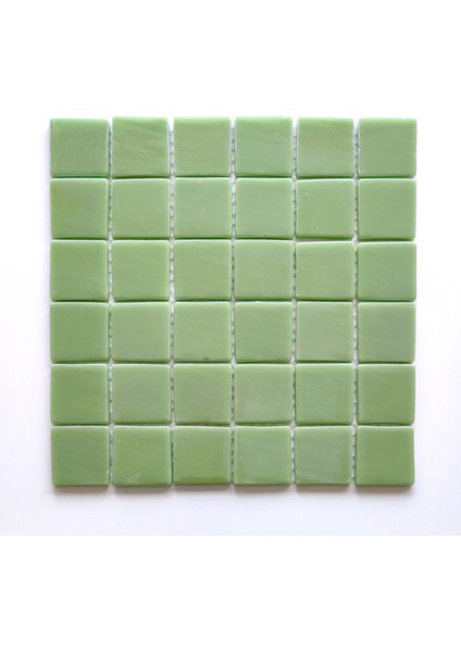 Yaşam Alanlarının Tüm Yüzeyleri Için Cam Mozaik. Renk: Mint Yeşili. Cam Ölçüsü: 50X50 Mm. File Ölçüsü: 31.5X31.5 Cm. ( 1 Kutu = 10 File Karo = 1 M2 Fiyatıdır. )