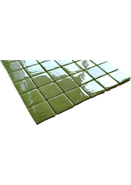 Yaşam Alanlarının Tüm Yüzeyleri Için Cam Mozaik. Renk: Mint Yeşili. Cam Ölçüsü: 50X50 Mm. File Ölçüsü: 31.5X31.5 Cm. ( 1 Kutu = 10 File Karo = 1 M2 Fiyatıdır. ) modelleri