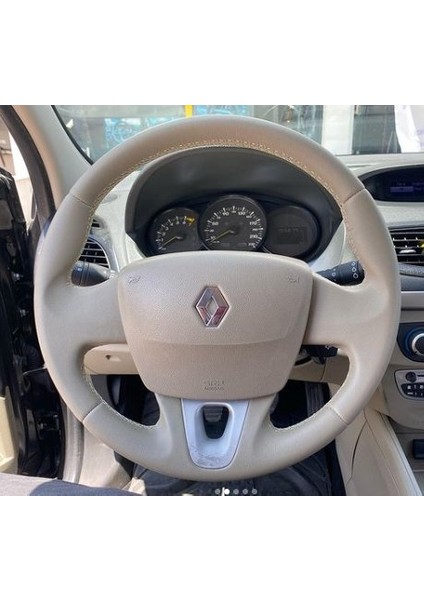 Renault Fluence Tuşsuz Araca Özel Direksiyon Kılıfı (Airbeg Rengiyle Aynı Renktedir)