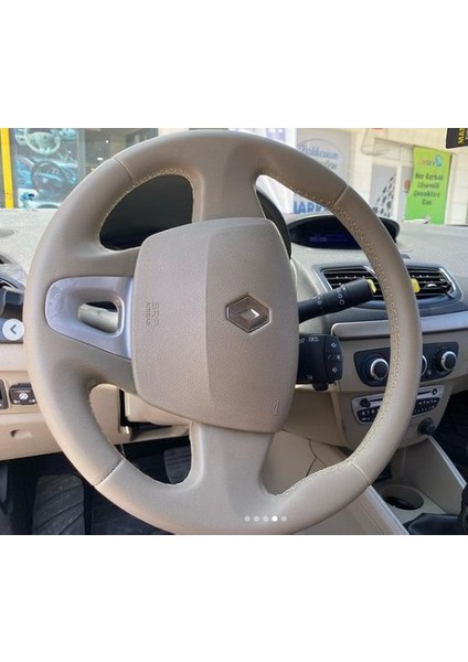 Renault Fluence Tuşsuz Araca Özel Direksiyon Kılıfı (Airbeg Rengiyle Aynı Renktedir) fırsatları