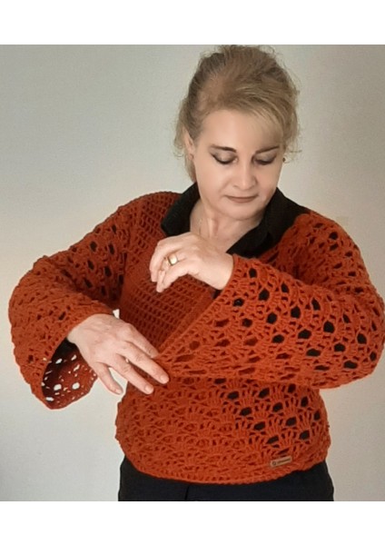 İSPANYOL KOL ,DESENLİ, KREMİT RENGİ, EL ÖRGÜSÜ HIRKA