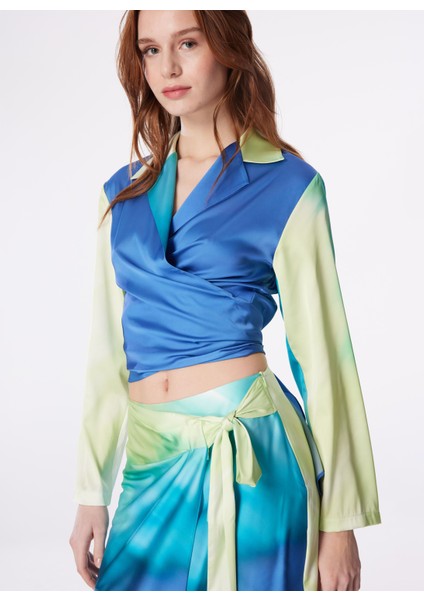 Kruvaze Yaka Batik Çok Renkli Kadın Bluz F4SL-BLZ0835 fırsatları